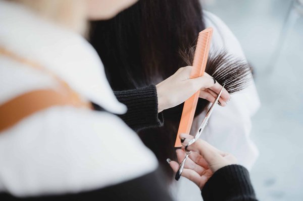 Les meilleurs tutoriels de coiffures pour cheveux longs