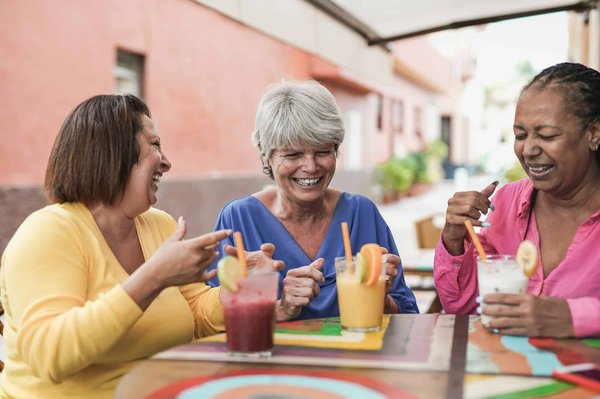 Retrouver son premier amour après 50 ans et élargir son cercle d'amis : Comment gérer ?